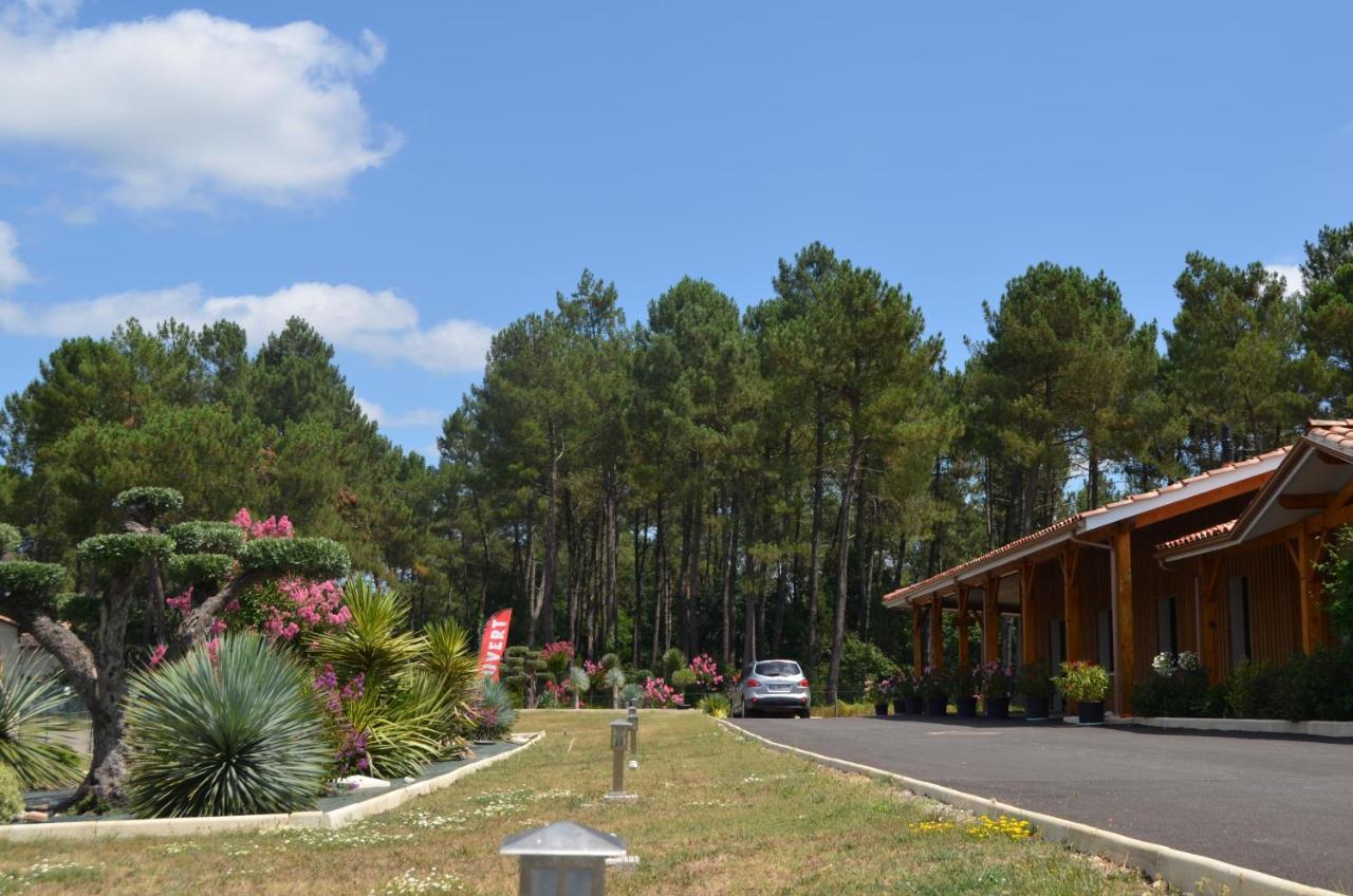 L'Hotel Du Lac كاستلجالو المظهر الخارجي الصورة